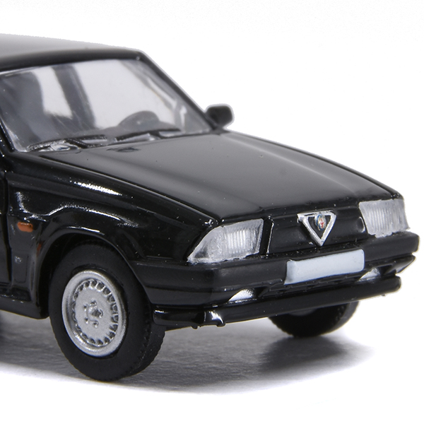 1/87 Alfa Romeo 75 Miniature Model