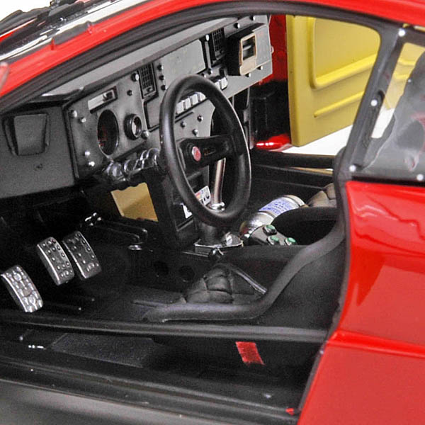 1/18 LANCIA 037 RALLY Press Version Miniature Model (Red)