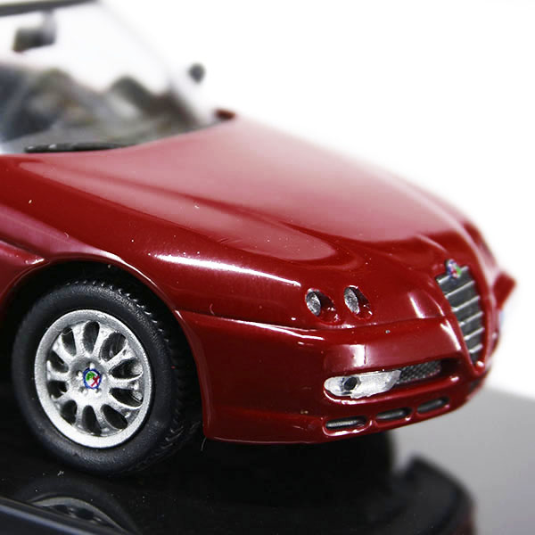 1/43 Alfa Romeo Spider 2003 Miniature Model