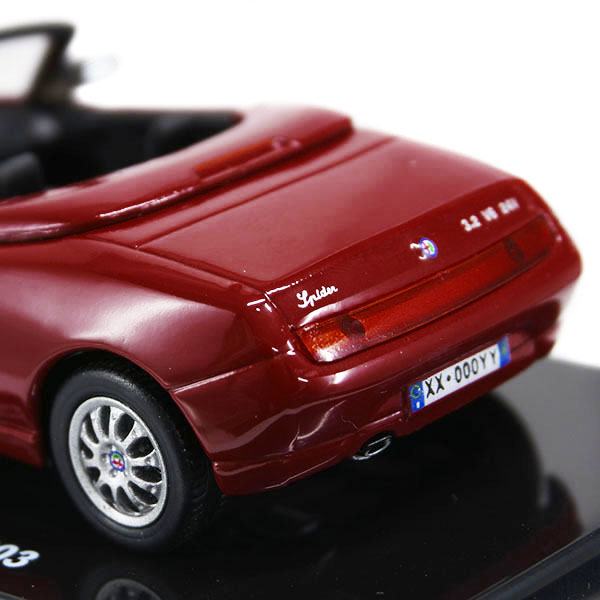 1/43 Alfa Romeo Spider 2003 Miniature Model