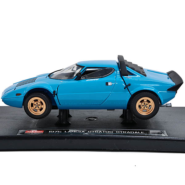 1/18 LANCIA STRATOS Stradaleミニチュアモデル by Sun Star