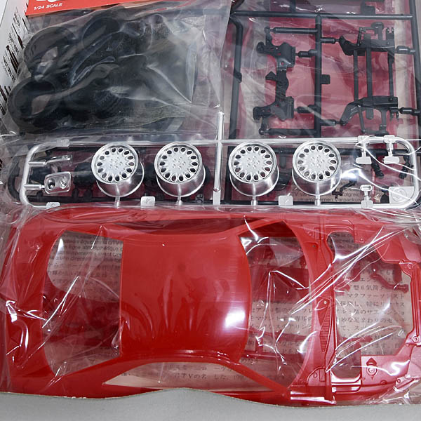 1/24 Alfa Romeo GTV Plastic Model Kit