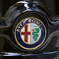 Alfa Romeo SPUMANTE BLANC & ROSE with GIFT BOX