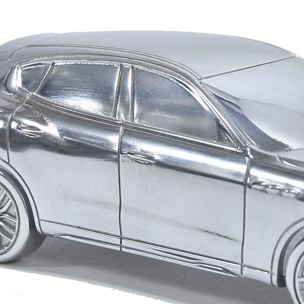 1/43 Maserati Levante Miniature Model (Aluminum)