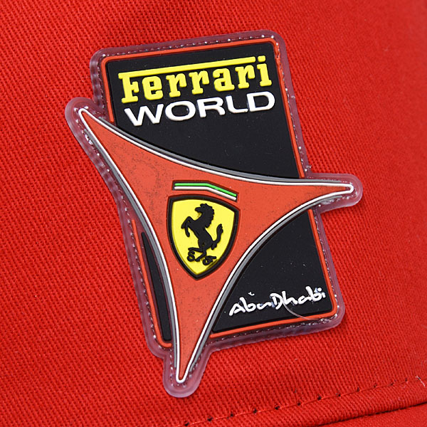  Ferrari World Abu Dhabiベースボールキャップ(レッド)