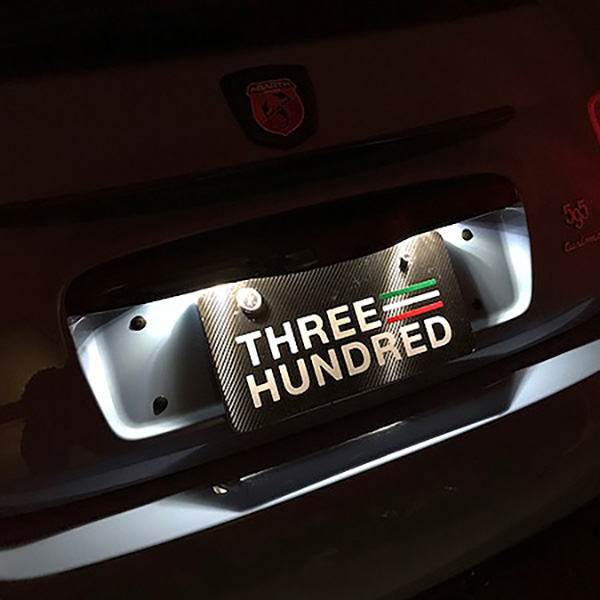 ABARTH 500/595/695 LEDライセンスランプ by THREE HUNDRED