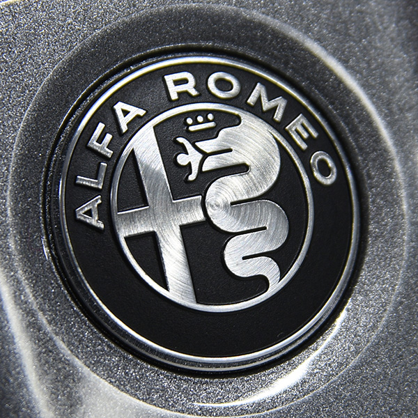 Alfa Romeo純正GIULIA/STELVIOキーカバー(グレー)