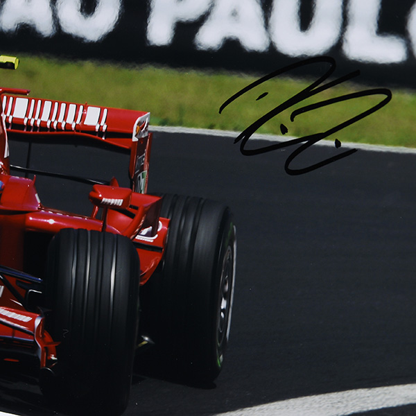 Scuderia Ferrari 2007 W.C. Memorial Autograph Card with K.Raikkonenn Signature