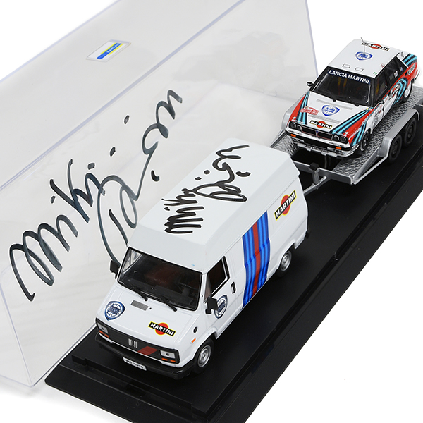 1/43 LANCIA Delta & MARTINI RACING Transporter Miniature Model with MIKI BIASION Signature