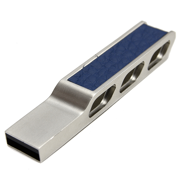 MASERATI純正フェンダーダクト型USBメモリ(16GB)
