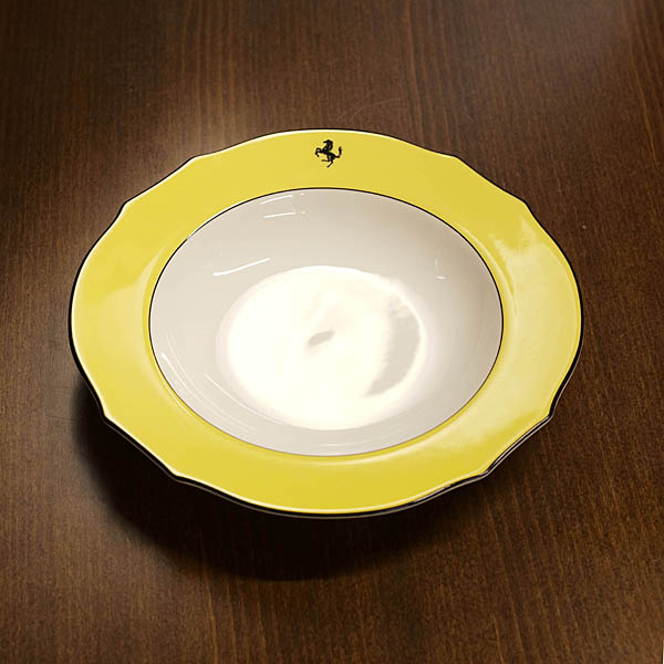 Ferrariץץ졼 by Richard Ginori 23cm