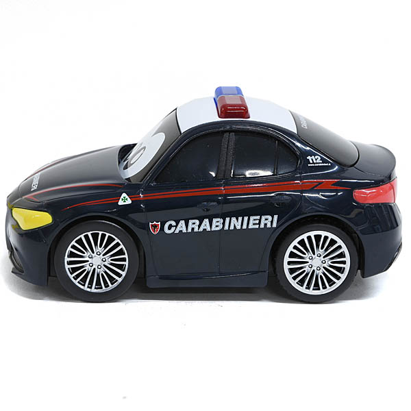 Alfa Romeo GIULIA Carabinieriプルバックトイ