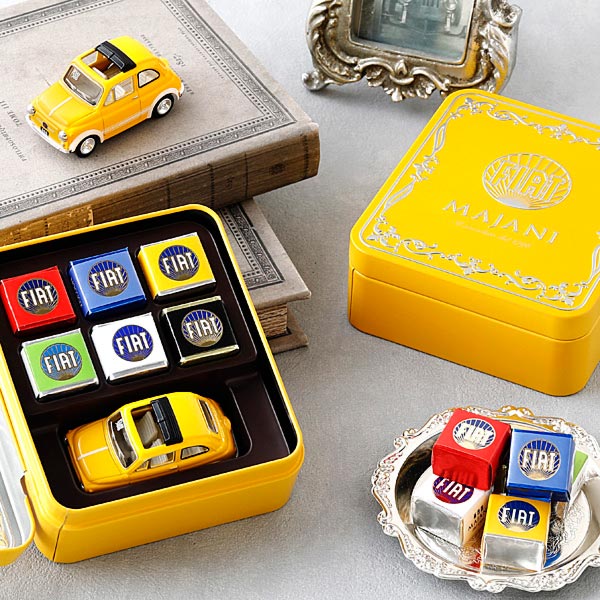 1/43 FIAT nuova500�ߥ˥��奢��ǥ�&���祳�졼�ȥ��å� by MAJANI (�ޥ�������)