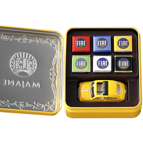 1/43 FIAT nuova500�ߥ˥��奢��ǥ�&���祳�졼�ȥ��å� by MAJANI (�ޥ�������)