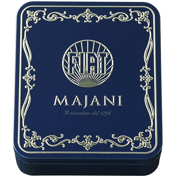 1/43 Scale FIAT Nuova 500 Miniature Model & Chocolate Set by MAJANI