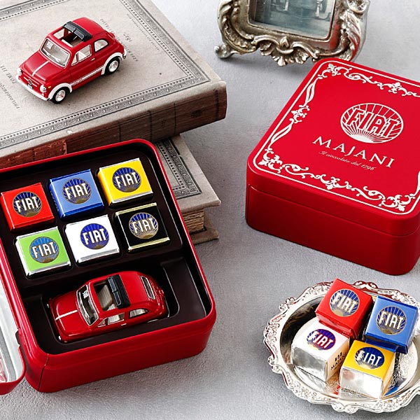 1/43 FIAT nuova500�ߥ˥��奢��ǥ�&���祳�졼�ȥ��å� by MAJANI (�ޥ�������)