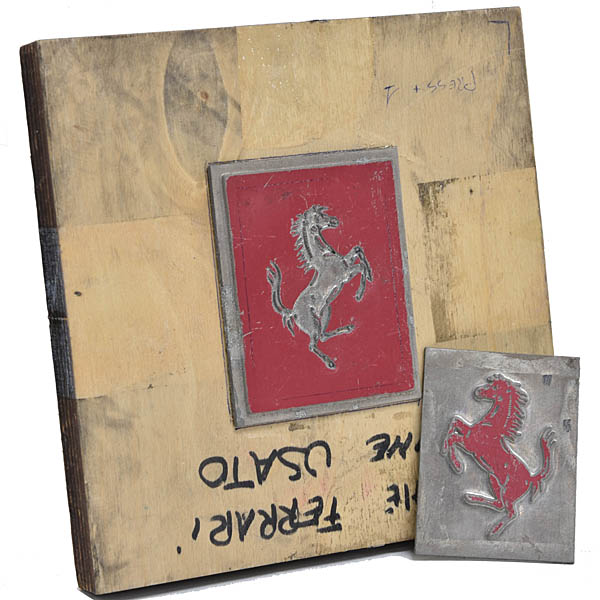 Ferrari��������֥�२��ܥ��ǥ��å�