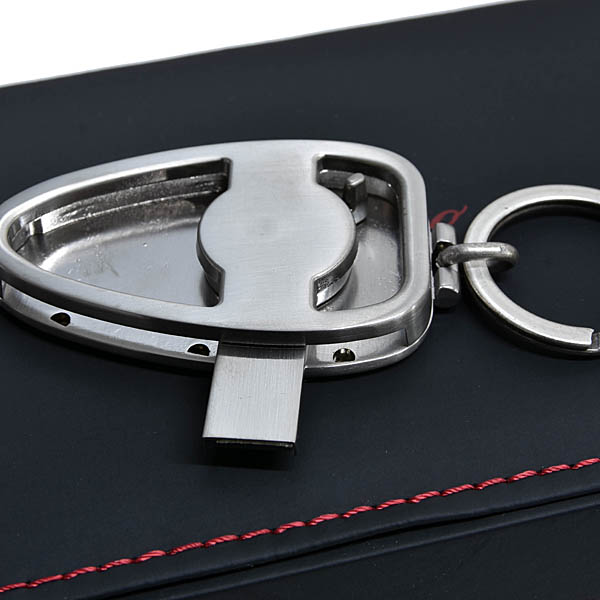 Alfa Romeo Genuine GIULIA QUADRIFOGLIO carbon fiber key ring with USB memory stick
