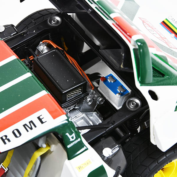 1/18 LANCIA STRATOS HF 1976 Monte Carlo Rally Winner #10 Miniature Model