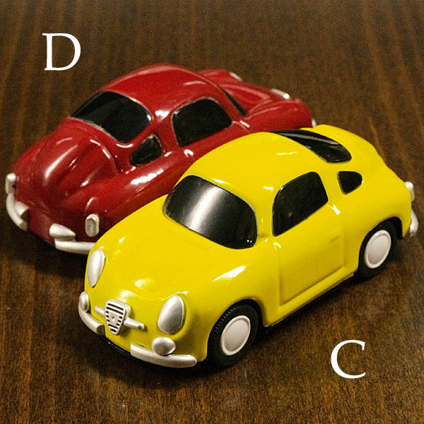 ITALIAN ANTIQUE TIN CAR COLLECTION Miniature model