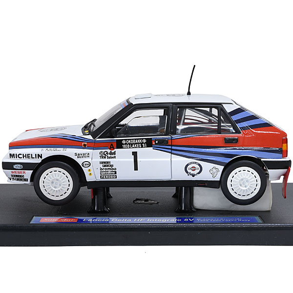 1/18 LANCIA Delta HF Integrale 8V 1000 Lakes Rally 1988 No.1 Miniature Models