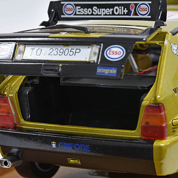1/18 LANCIA Delta HF Integrale Evo.2 ESSO�ߥ˥��奢��ǥ�