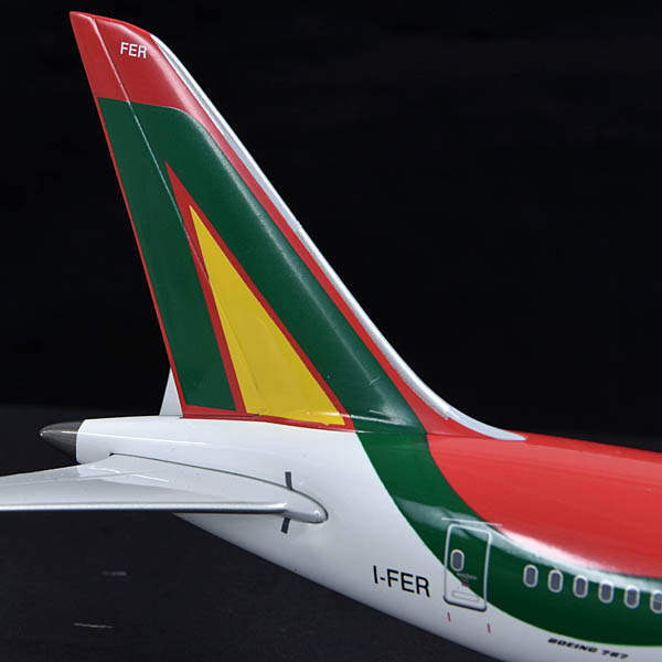 1/200 Alitalia Boeing 787 Ferrari Miniature Model