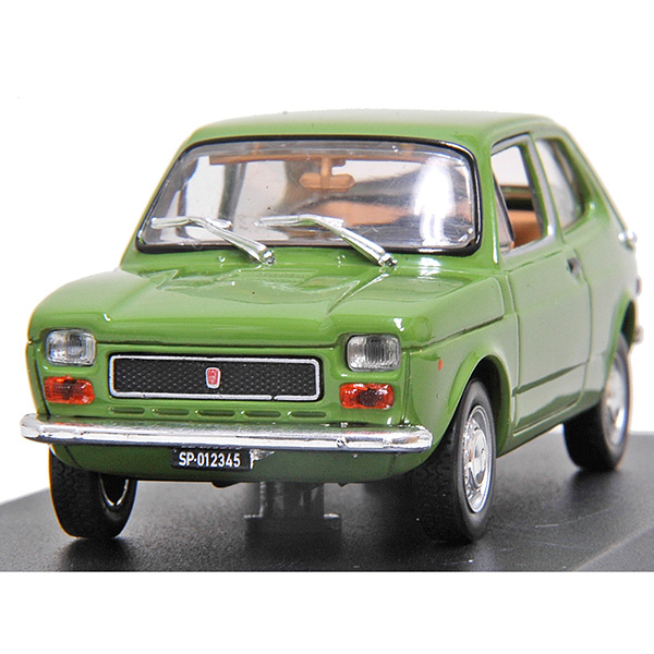 1/43 FIAT Story Collection No.4 127  1971年ミニチュアモデル