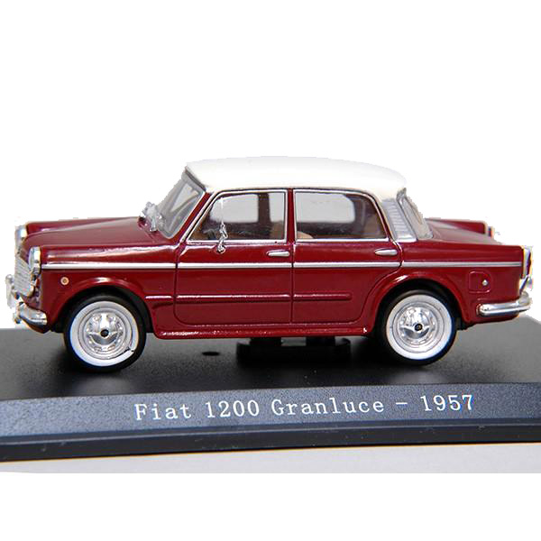  1/43 FIAT New Story Collection No.34 FIAT 1200 GRANLUCE 1957年ミニチュアモデル