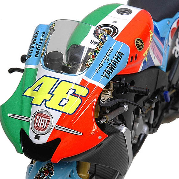 1/12 FIAT-YAMAHA YZR-M1 2007 Assen GP�ߥ˥��奢��ǥ� (V.Rossi)