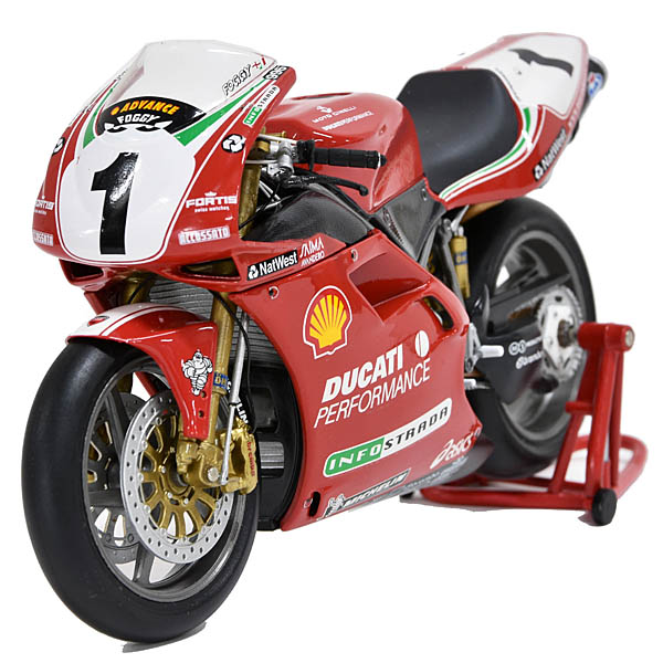1/12 DUCATI 996 Superbike 1999 Carl Fogarty Miniature Model