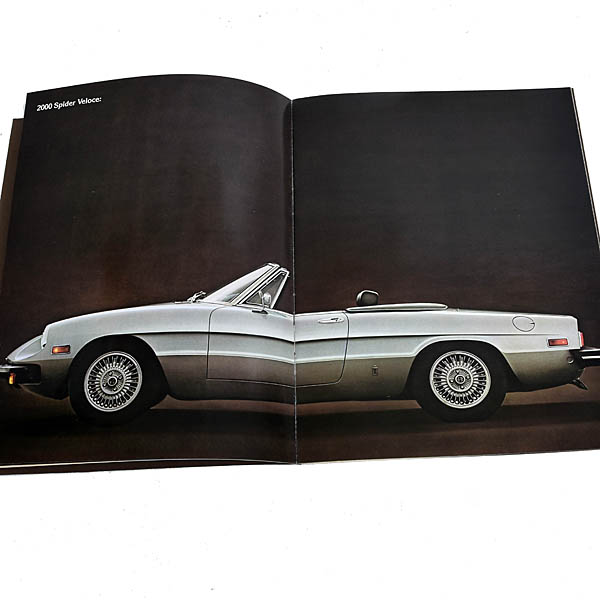 Alfa Romeo 2000 Spider Veloceカタログ