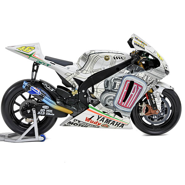 1/12 FIAT-YAMAHA YZR-M1 2007 Valencia GP�ߥ˥��奢��ǥ� (V.Rossi)