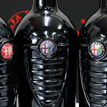Alfa Romeo 100周年記念ワイン6本セット