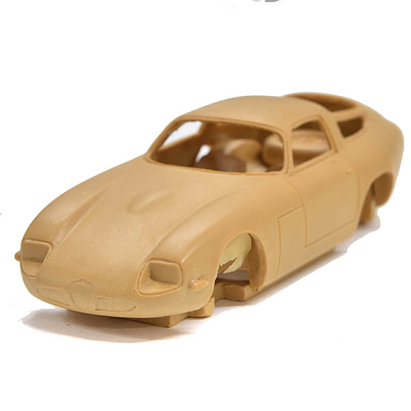 1/43 Alfa Romeo Giulia TZ プロトタイプ1962 組立キット