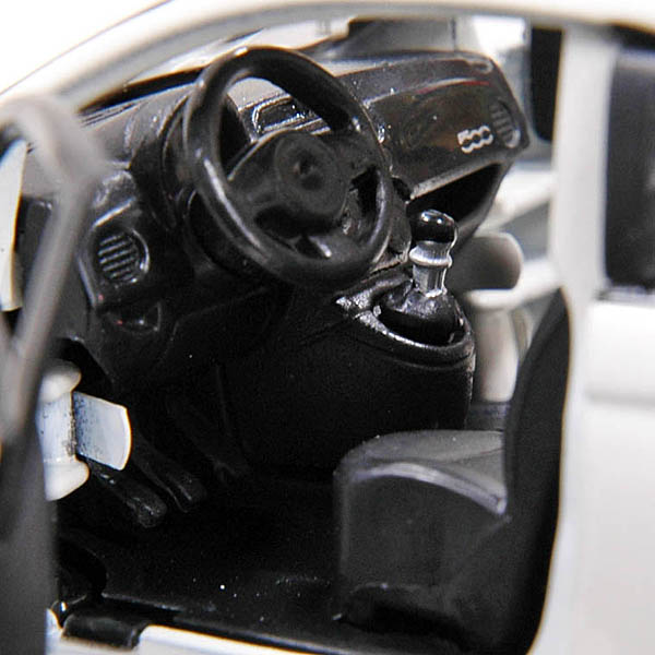 1/32 FIAT 500 2007ǯ�ߥ˥��奢��ǥ�