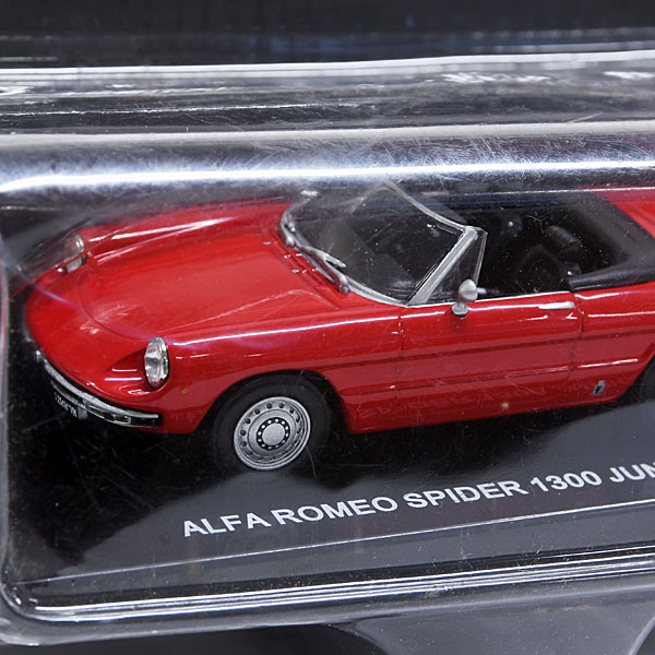 1/43 Alfa Romeo Spider 1300 JUNIOR 1970 Miniature Model