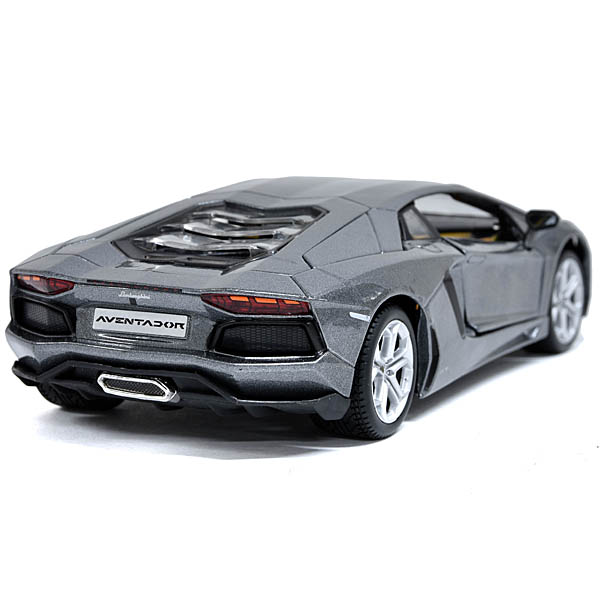 1/24 Lamborghini AVENTADOR�ߥ˥��奢��ǥ�