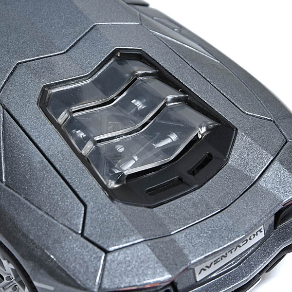 1/24 Lamborghini AVENTADOR�ߥ˥��奢��ǥ�