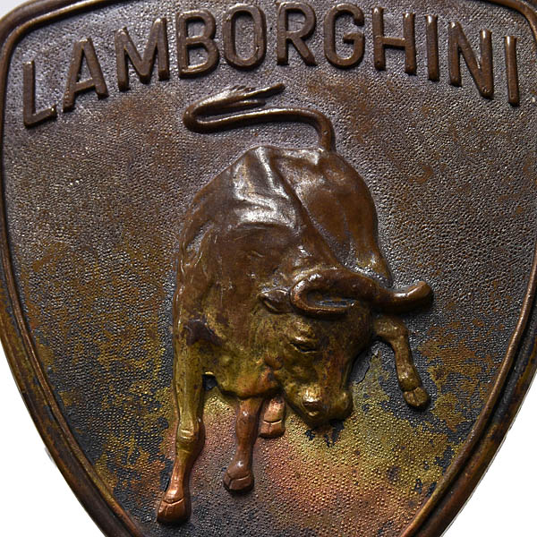 Lamborghiniエンブレムベース