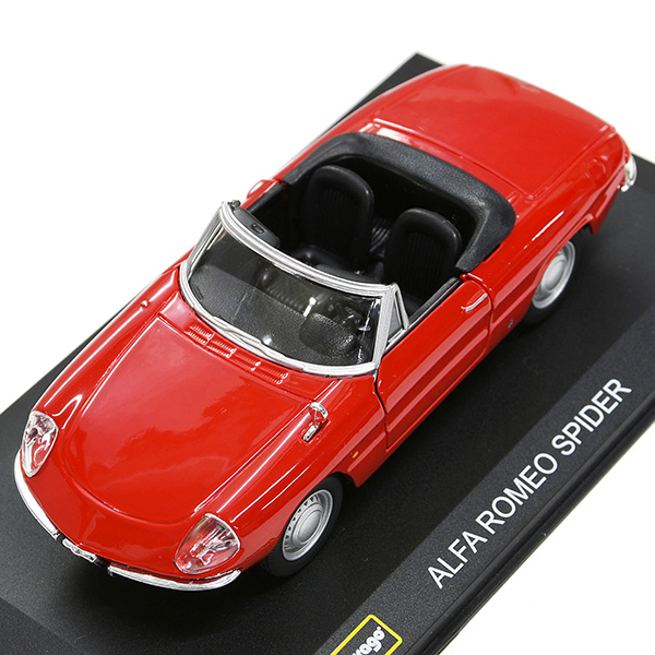 1/32 Alfa Romeo Spider Duetto Miniature Model
