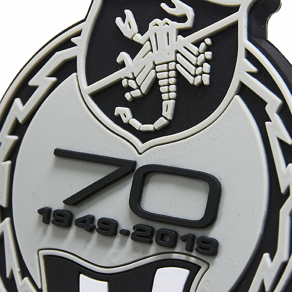 ABARTHラバーエンブレムキーリング(70th)