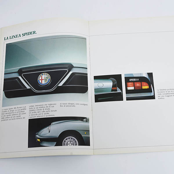 Alfa Romeo Spider 1983カタログ(シリーズ3)
