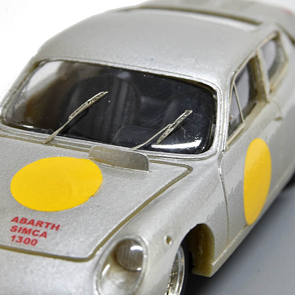 1/43 ABARTH SIMCA 1300�ߥ˥��奢��ǥ� by pinko automodelli
