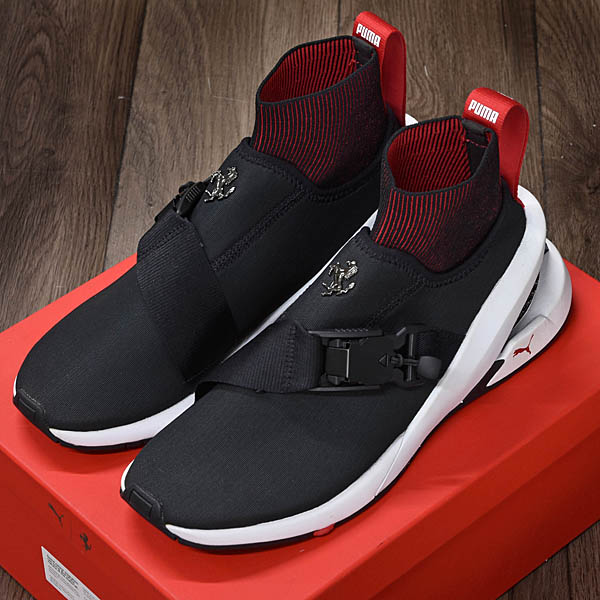 Scuderia Ferrari x Puma IONF GTスポーツシューズ