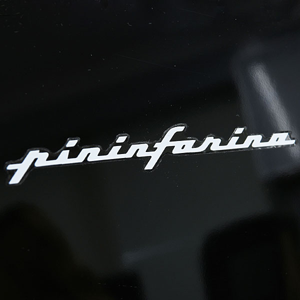 pininfarinaロゴステッカー